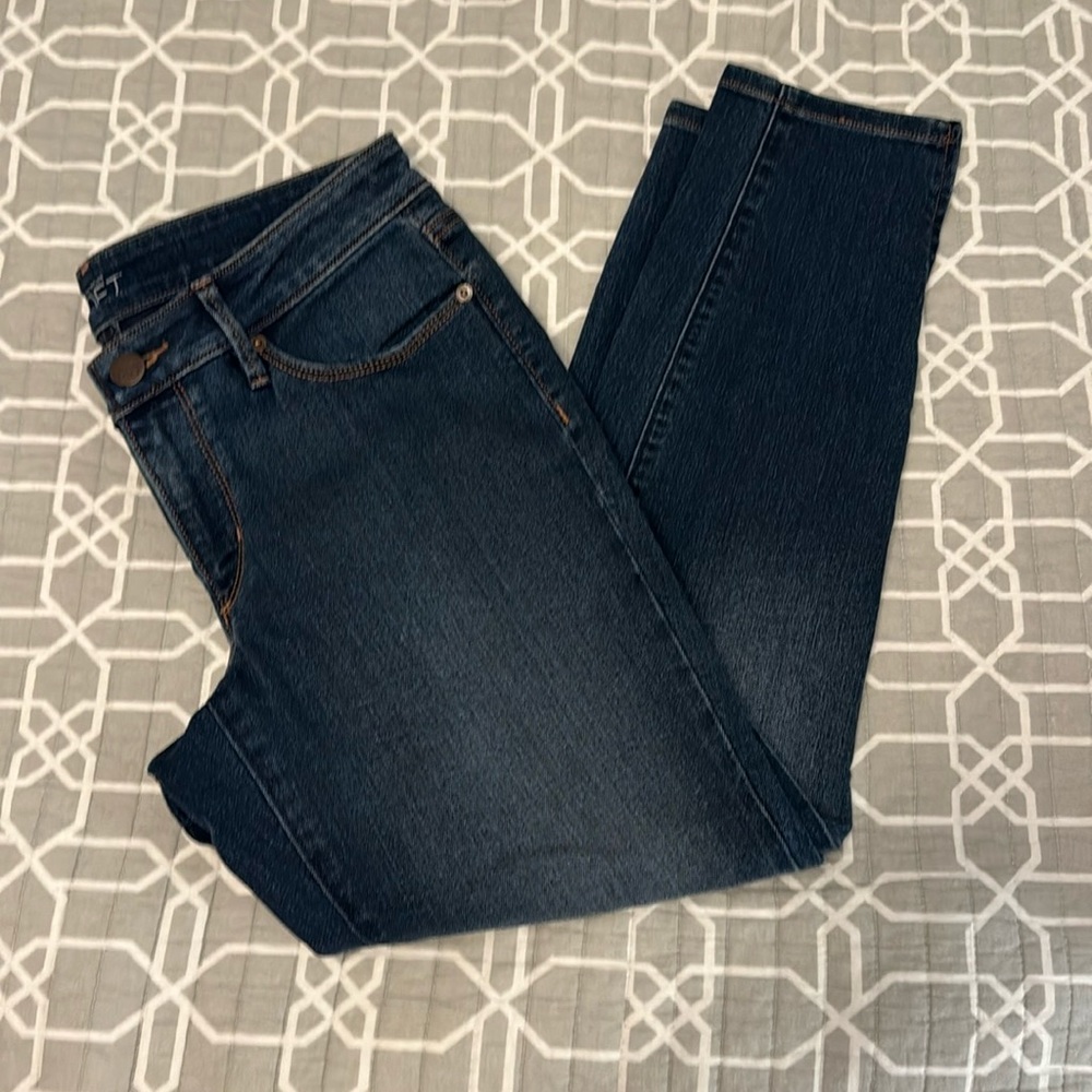 Ann Taylor LOFT Curvy Skinny Ankle jeans with zipper ankle size 28/6
